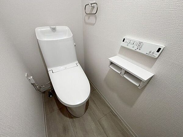 トイレを拡大表示