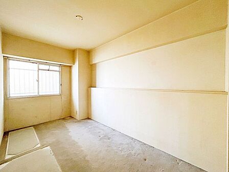 【リフォーム中】約5帖洋室の写真です。
