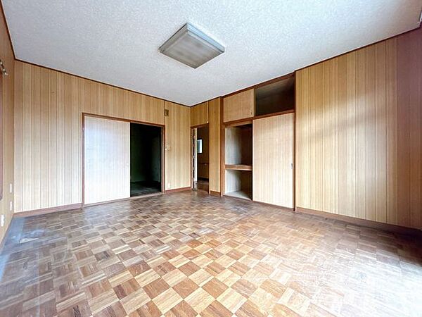 室内
