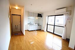 サンリア　B 301 3階2LDKのリビング/ダイニング