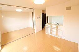 アークパレB棟 202