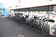 屋根付き駐輪場
