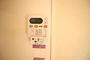 キッチン側には給湯器が付いています！