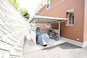 屋根付き駐輪場
