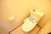 温水洗浄便座付きトイレ