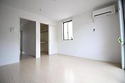 白で統一してあり清潔感のあるお部屋です！