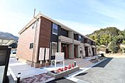 コンフォールC　建物外観