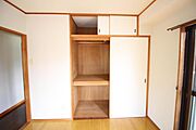 北西側洋室にある収納