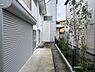 外観：敷地南側境界付近。建築条件なし・お好きなハウスメーカーで建築できます