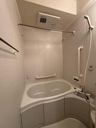 1階ユニットバ...