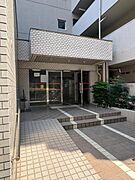 エントランス。日勤管理。