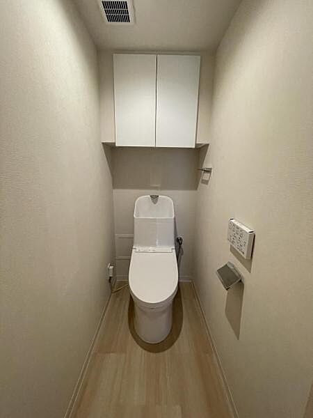 トイレを拡大表示