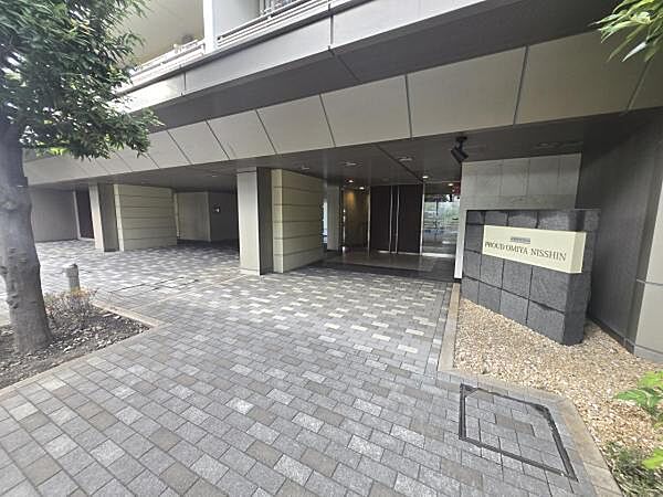 エントランスを拡大表示