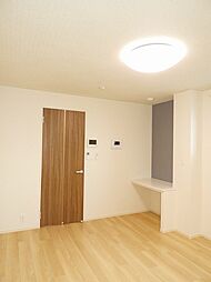 JR可部線 古市橋駅 徒歩8分の賃貸アパート 2階1Kのリビング/ダイニング