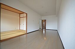 広島電鉄8系統 舟入南駅 徒歩17分の賃貸マンション 3階2LDKのリビング/ダイニング