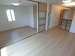 広島高速交通アストラムライン 中筋駅 徒歩14分の賃貸アパート 2階2LDKのリビング/ダイニング