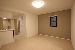 広島電鉄2系統 稲荷町駅 徒歩4分の賃貸マンション 1階1LDKのリビング/ダイニング