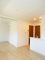 JR芸備線 中深川駅 3.1kmの賃貸アパート 2階2LDKのリビング/ダイニング