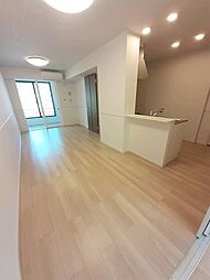 JR芸備線 上深川駅 徒歩13分の賃貸アパート 1階1LDKのリビング/ダイニング