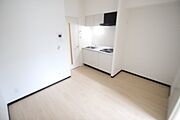 同物件別号室のものです。