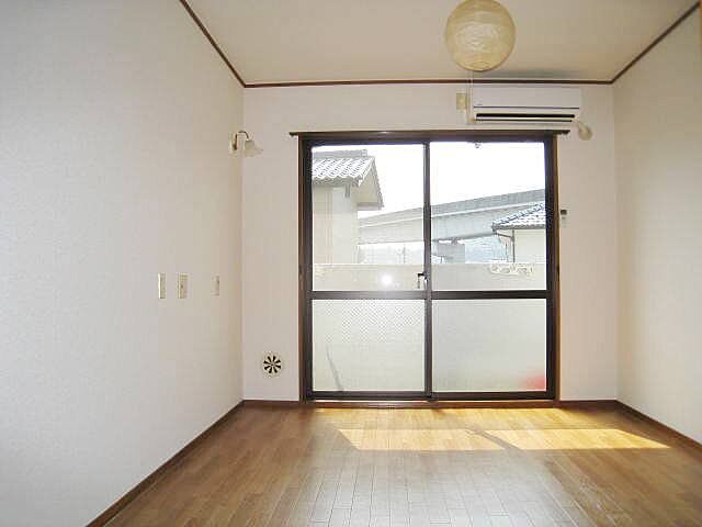 洋室