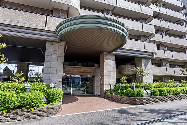 エントランスを拡大表示