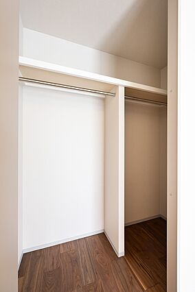 洋室（2）クロ...