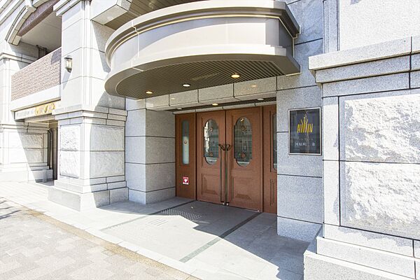 エントランスを拡大表示