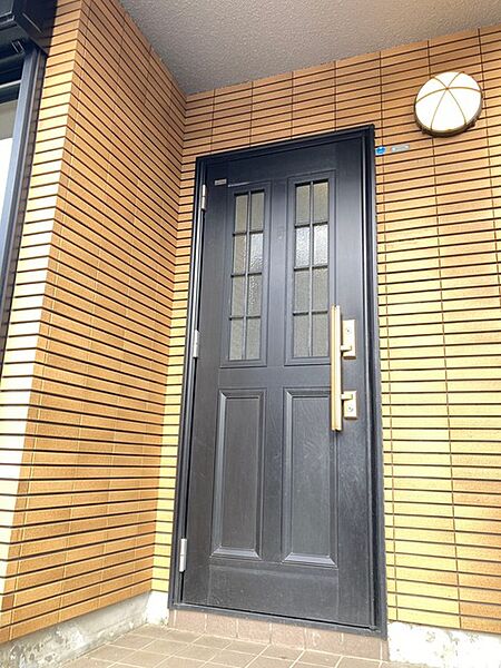 玄関を拡大表示
