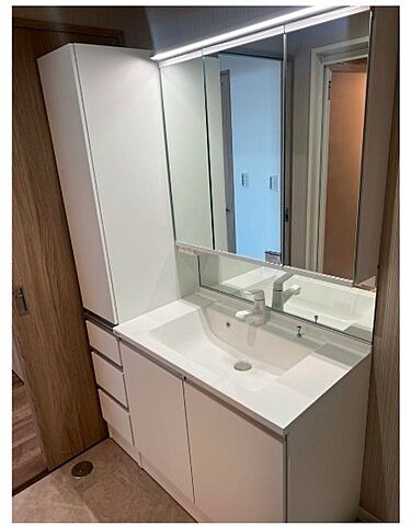 洗面 なかのサンクォーレ 26階/-