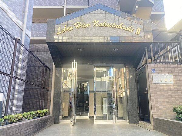 エントランスを拡大表示