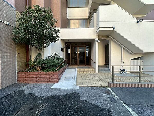 エントランスを拡大表示