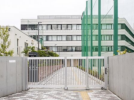 練馬区立豊玉第二中学校(600m)