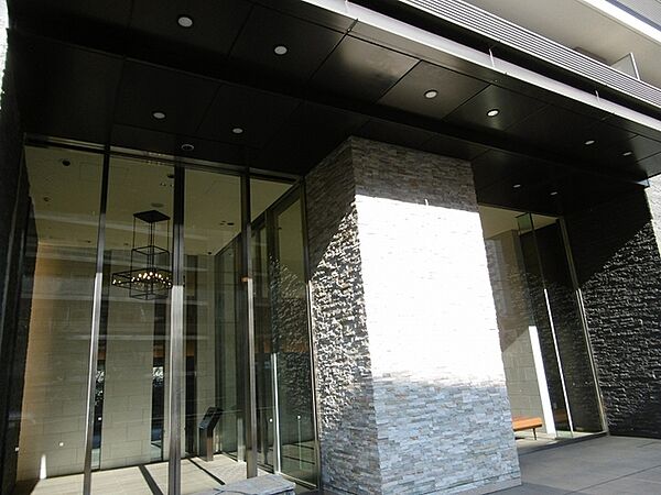 エントランスを拡大表示