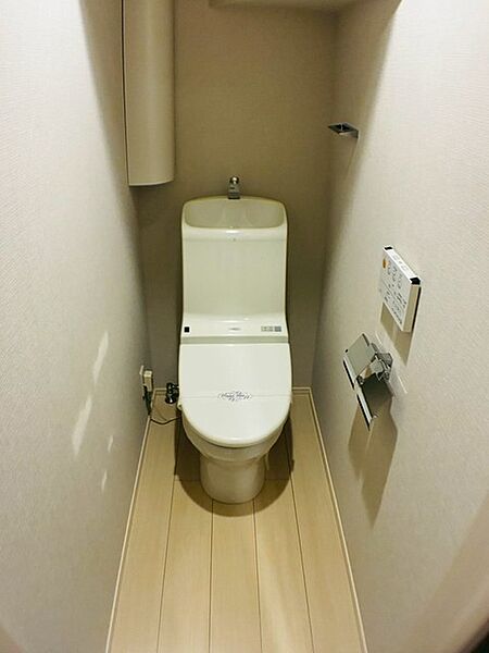トイレを拡大表示