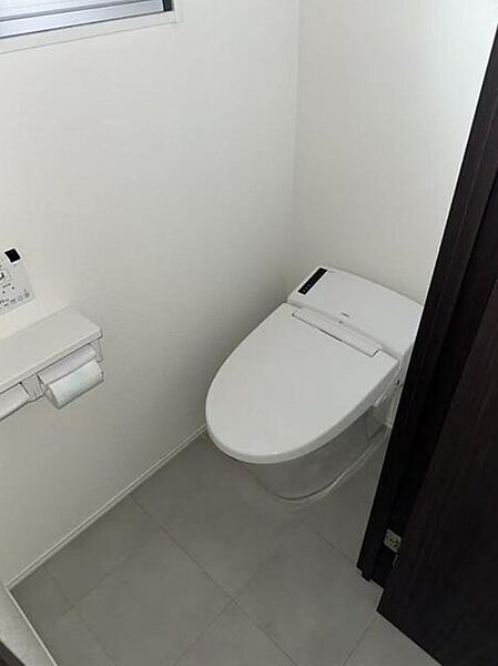トイレを拡大表示