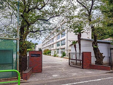 練馬区立豊玉第二小学校（500m）