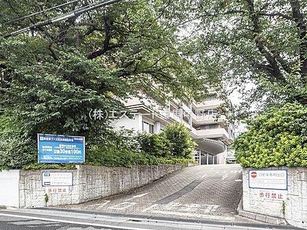 救世軍ブース記念病院(920m)