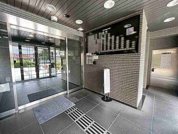 エントランスを拡大表示