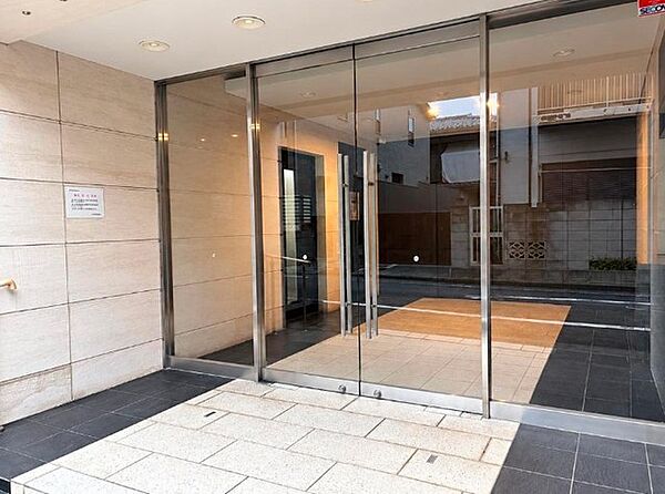 エントランスを拡大表示