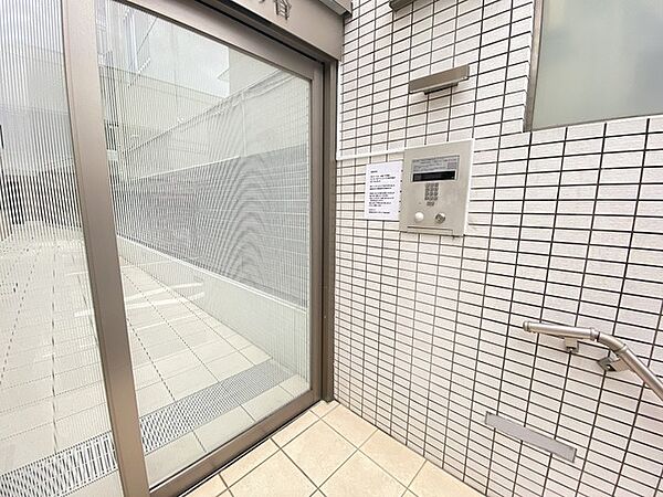 エントランスを拡大表示