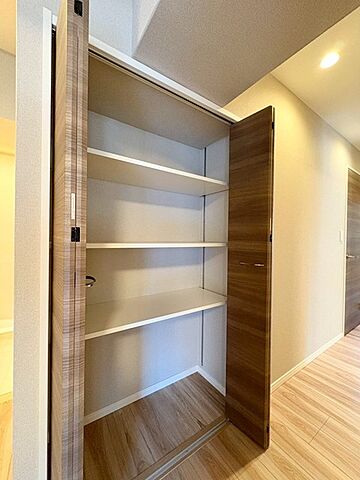 収納 千駄木センチュリー21 5階/-