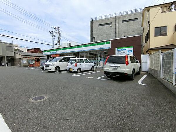 画像27:【コンビニエンスストア】ファミリーマート　堺七道東店まで54ｍ