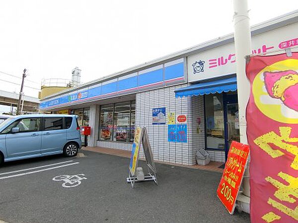 画像14:【コンビニエンスストア】ローソン　堺土塔町店まで884ｍ
