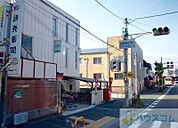 摂津香露園郵便局 538m
