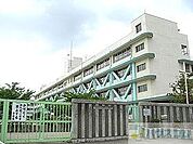 茨木市立耳原小学校 300m