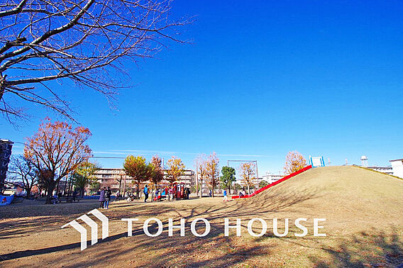 新鶴見公園　距...