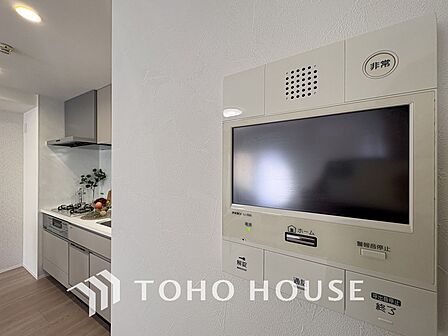 来客が一目でわかるモニター付きインターホン