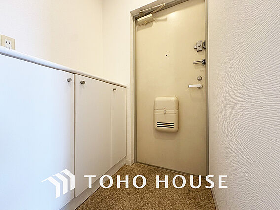 飾り過ぎないシ...