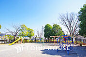 南生田2丁目公園　距離750ｍ